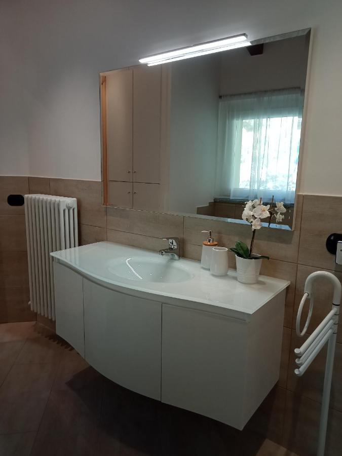 Casa Olive 2 Villa Oliveto Lario Exteriör bild